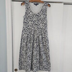 Chadwicks of Boston Navy White Floral Fit Flare Sleeveless S Dress